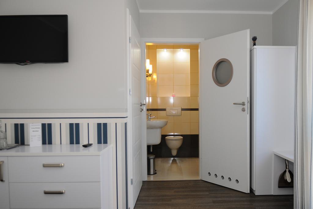 Pension Villa Karmelia Darlowko Quarto foto