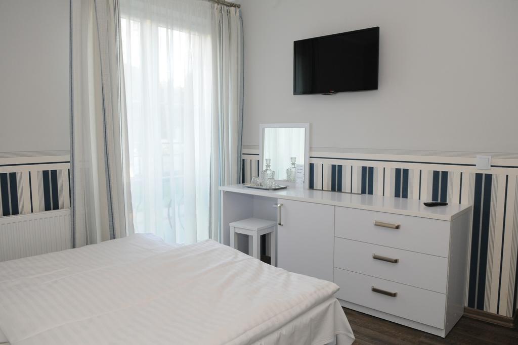 Pension Villa Karmelia Darlowko Quarto foto